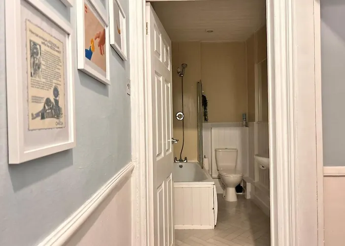 Straighter - Cosy House - Free Parking - Free Fast Wifi Casa vacanze Leeds (West Yorkshire)